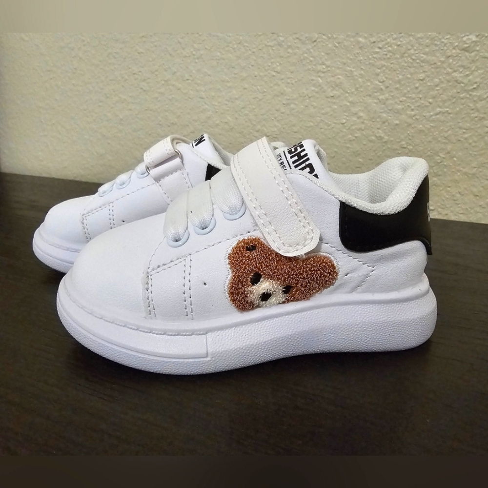 Kids White Teddy bear Sneakers 6